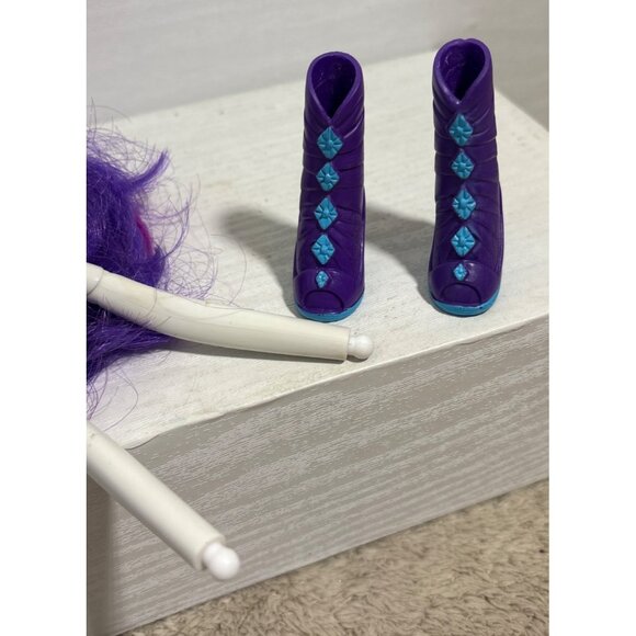 My Little Pony Equestria Doll With Purple Hair & Outfit Rarity Hasbro 2012 - Picture 6 of 14